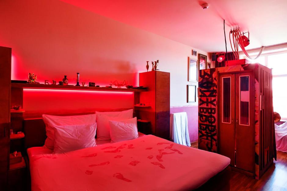 Anybody Hotel - Unique Experience For Couples Brno Extérieur photo